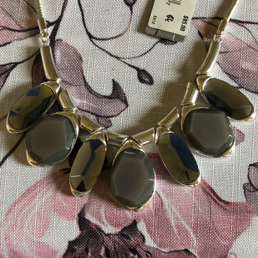 Necklace, R Morris - Picture 2 of 4